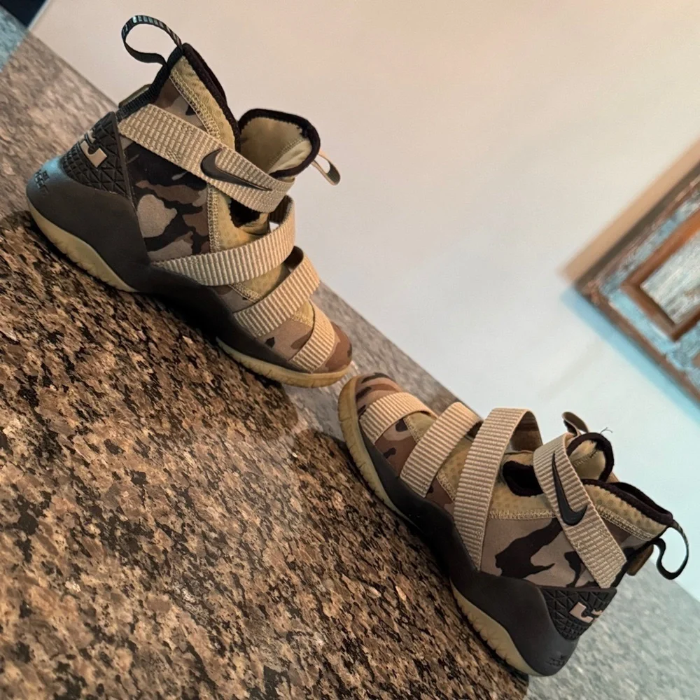 Nike LeBron Soldier High-Top Camo Sneakers EUC 6.5Y or 8 women’s